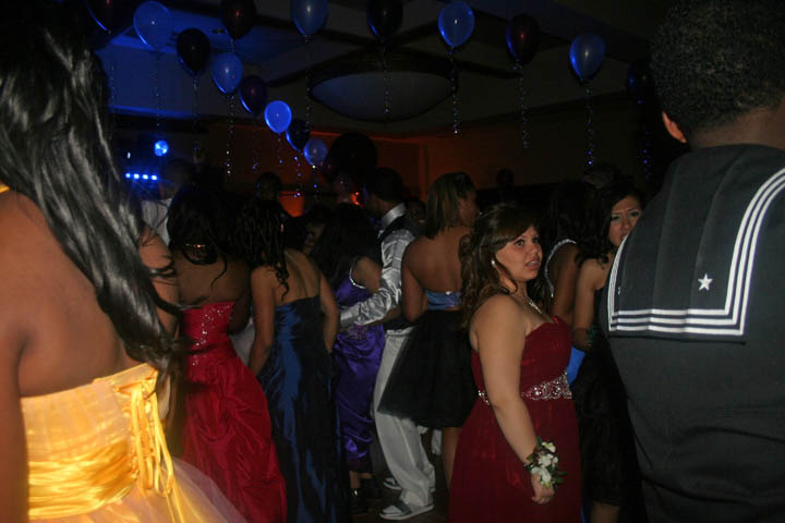 EHS Prom 2010 053